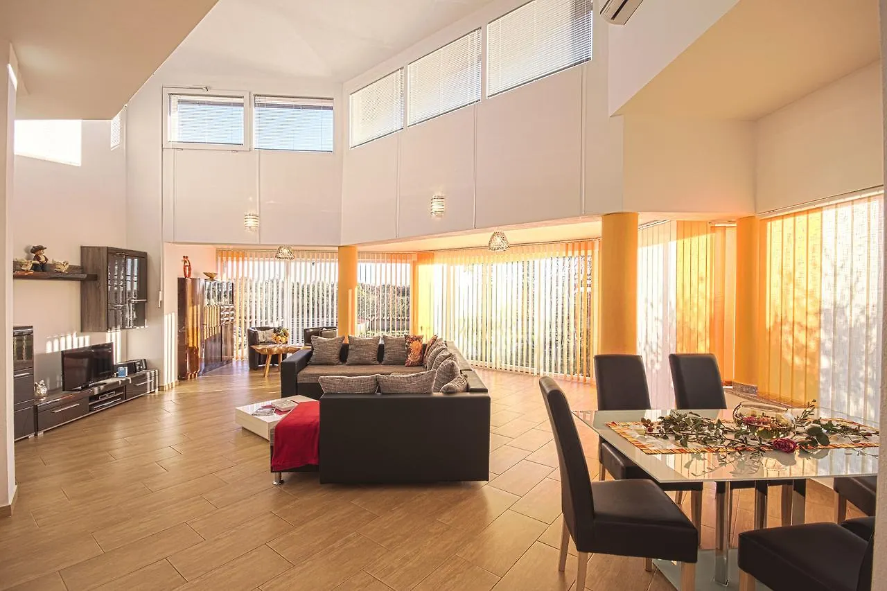 Villa Brcina Pula Holiday home